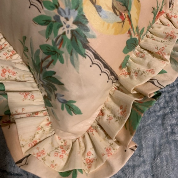 Professionally Custom made Standard Size Shams with 1930's antique Chintz - Picture 3 of 11